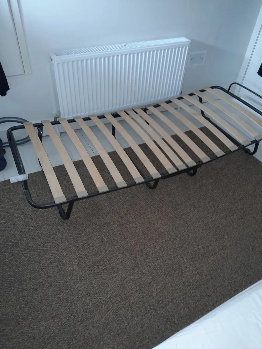 Folding bed - Image 1