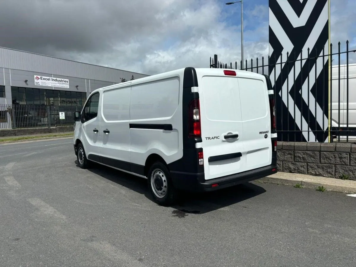 Renault Trafic Ll30 130bhp Start - Ex Demo - Image 3