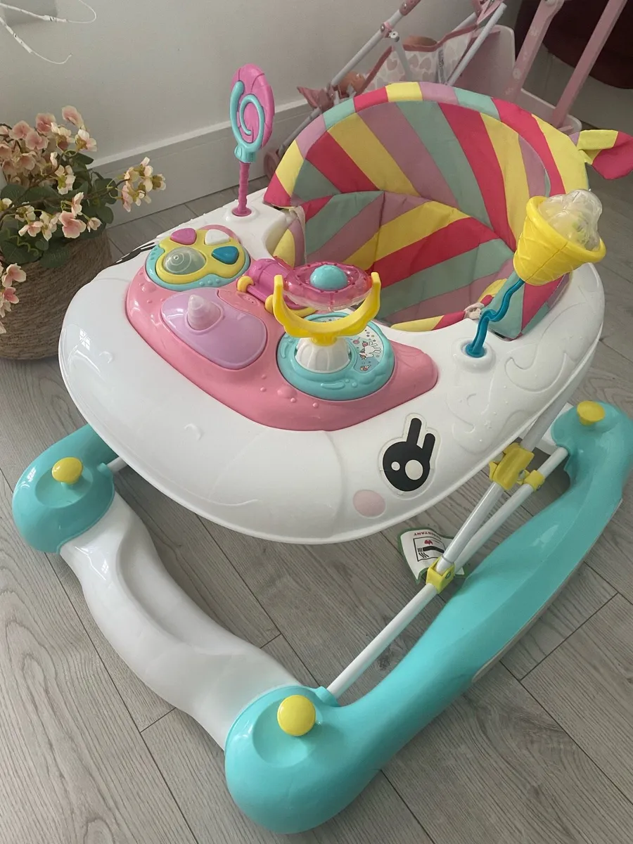 Baby walker/ rocker - Image 1