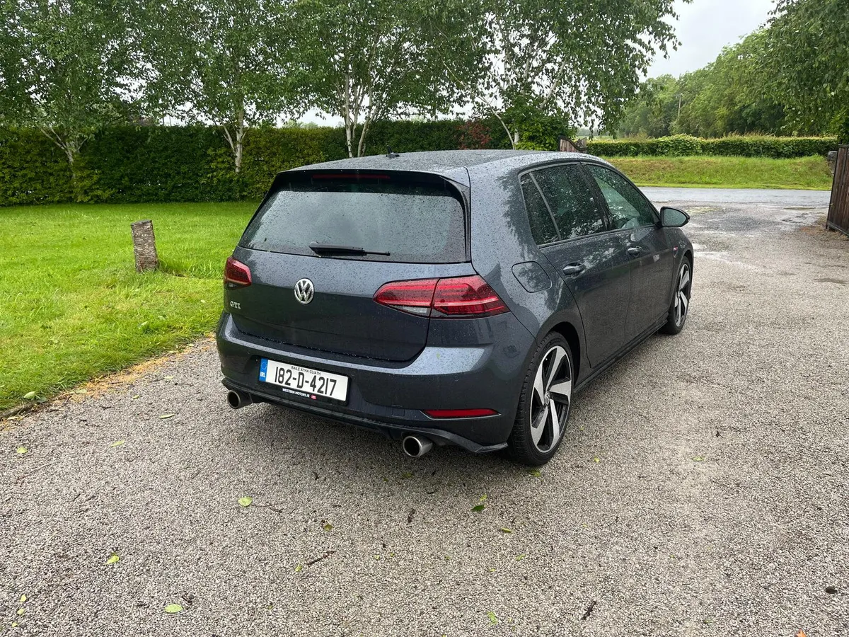 VW Golf GTI 230HP 7.5 Performance Pack Manual - Image 4