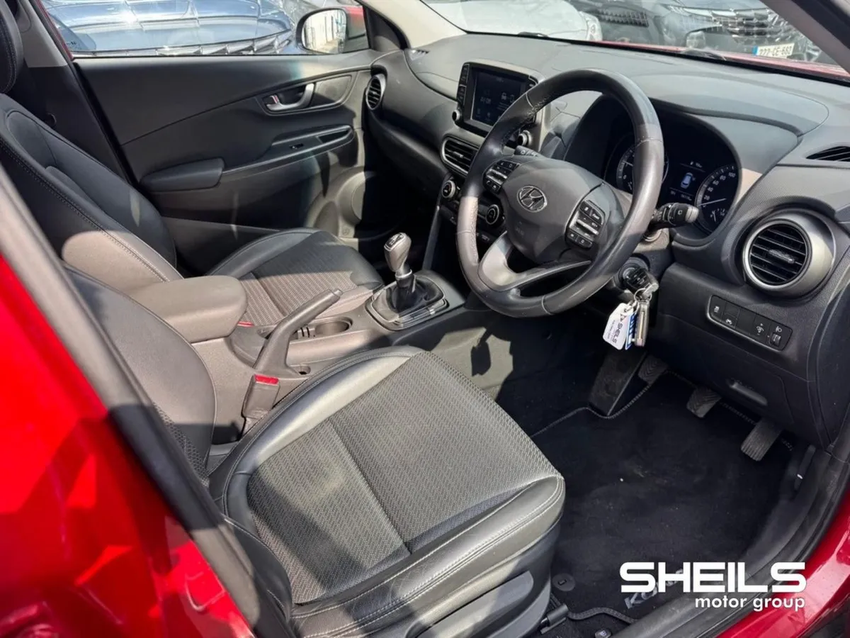 Hyundai Kona Executive  leather Interior - Image 3
