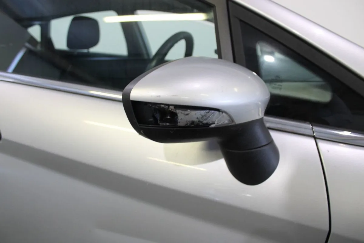 Ford Fiesta 1.4tdci 68 PS Titanium - Image 4