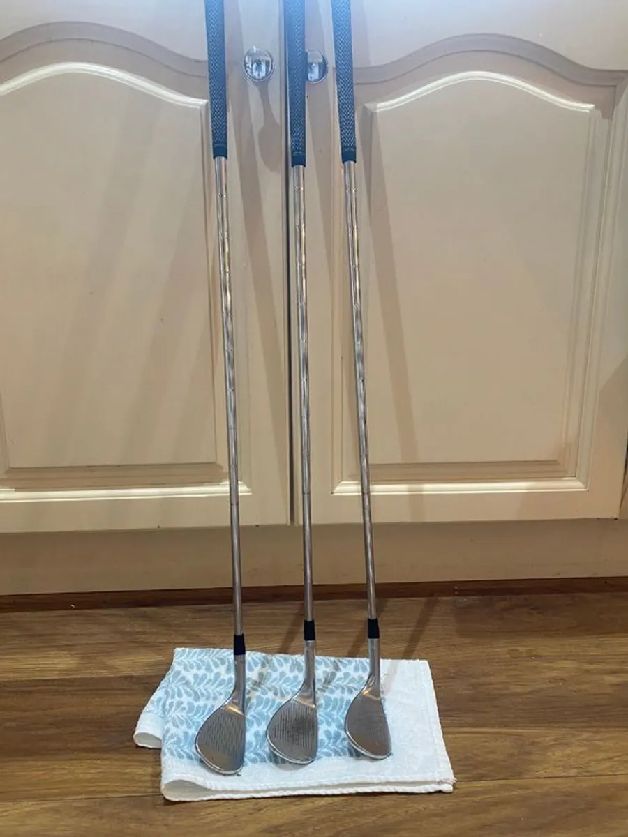 Sm7 wedges 52, 56 & 60 degree - Image 1