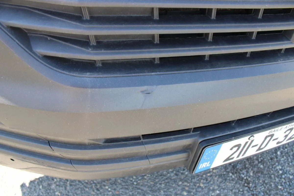 Volkswagen Transporter Transporter 28 PVL TDI 110 - Image 3