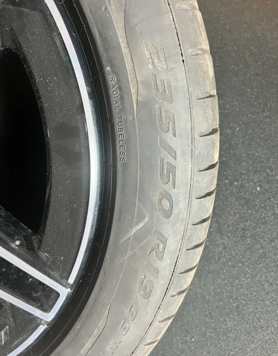 Mercedes 19in alloys - Image 3