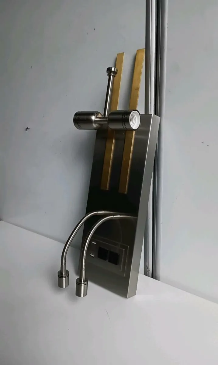 Wall mounted Light - Image 1