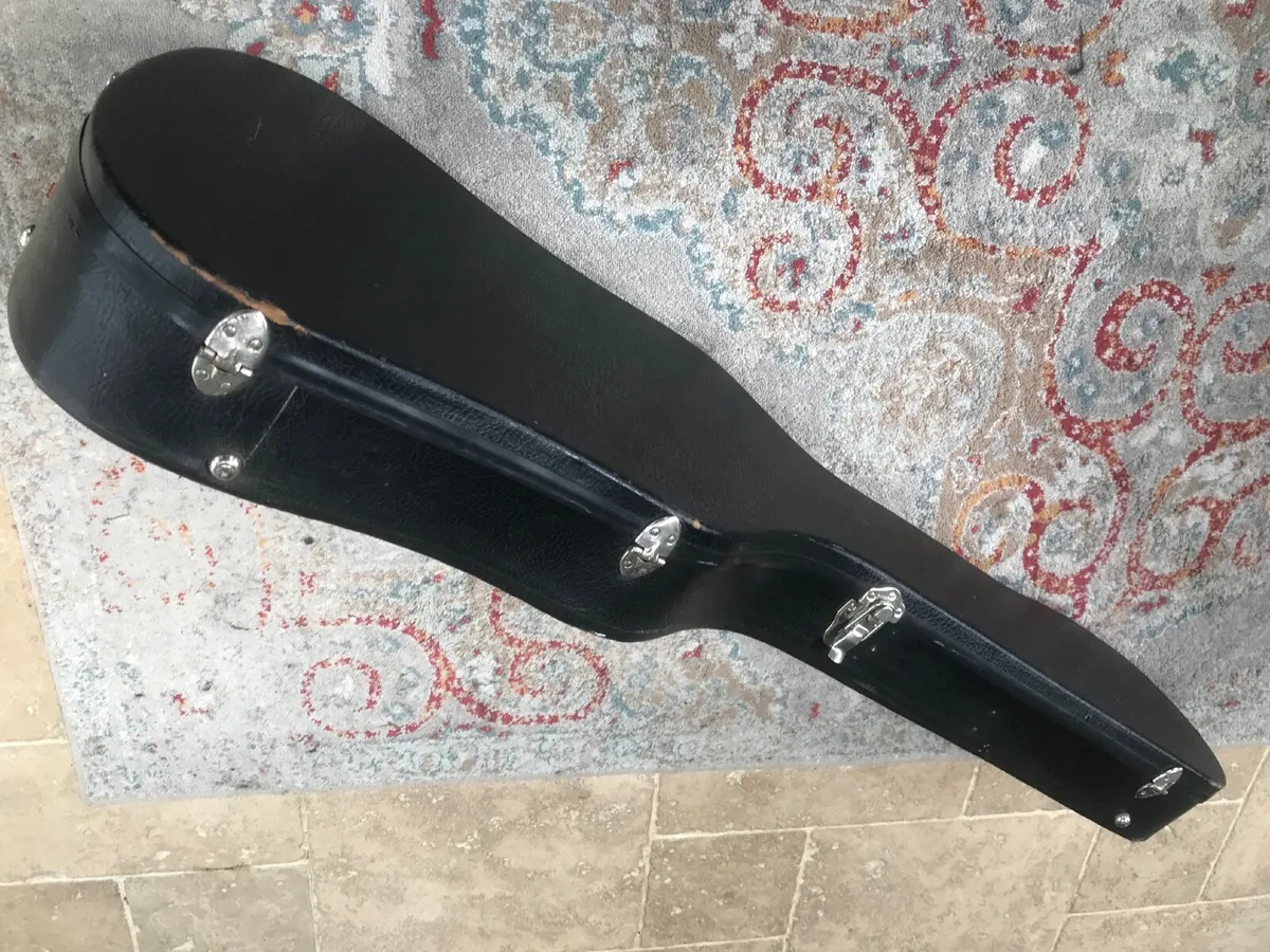 Vintage 70's Fender Bass Guitar Case, Chipboard. - Image 2