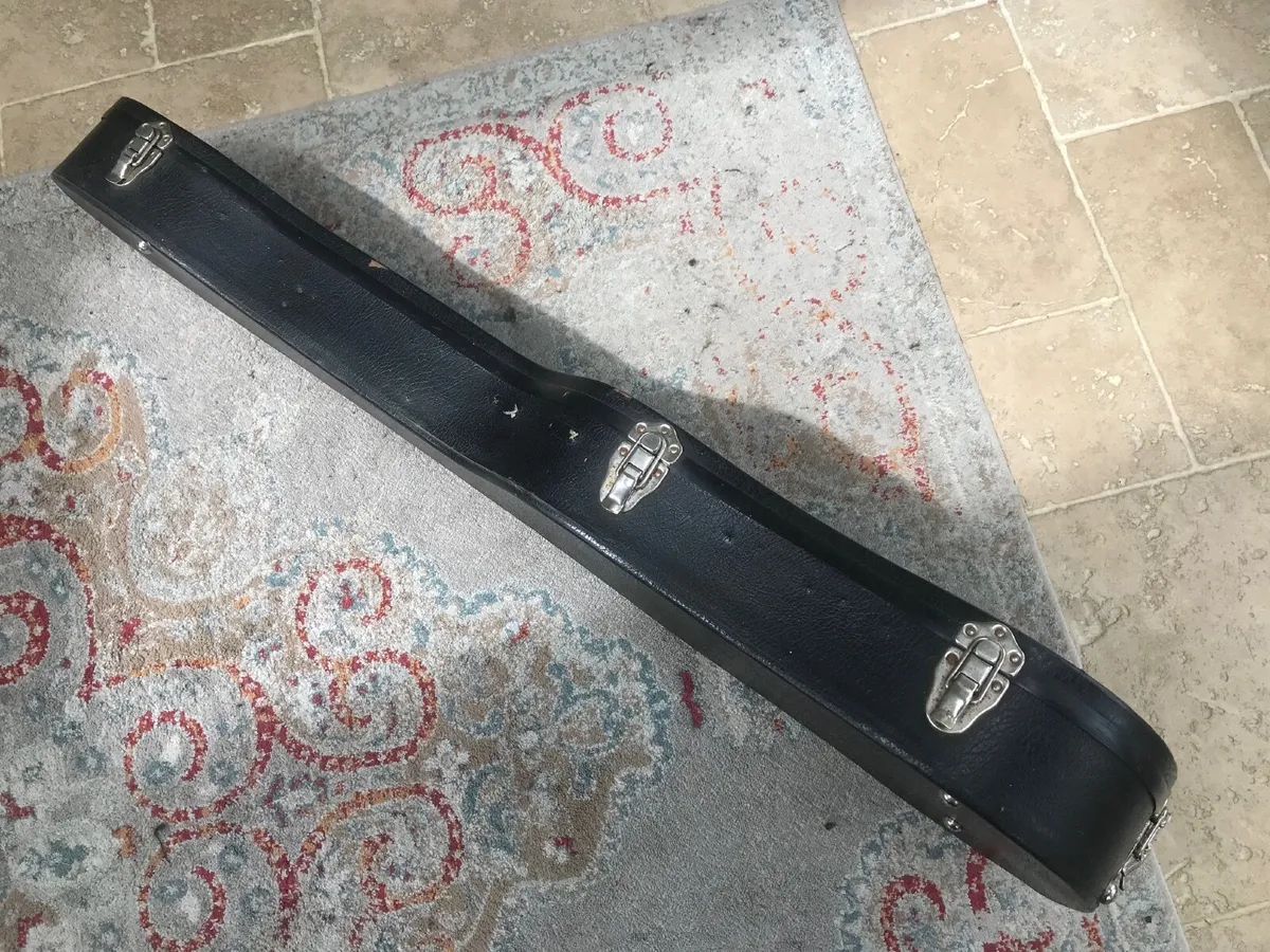 Vintage 70's Fender Bass Guitar Case, Chipboard. - Image 4