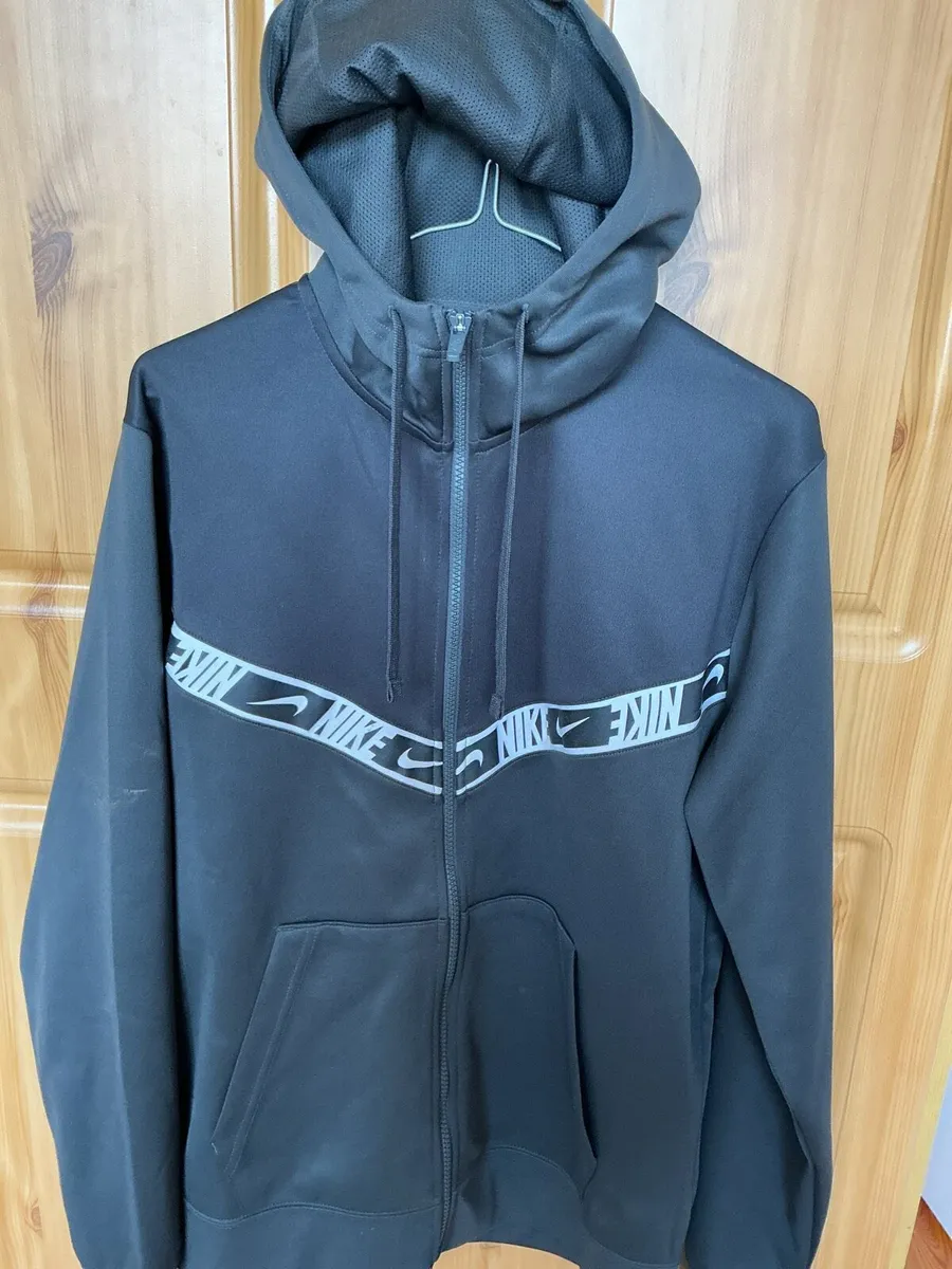 Nike tracksuit top - Image 2