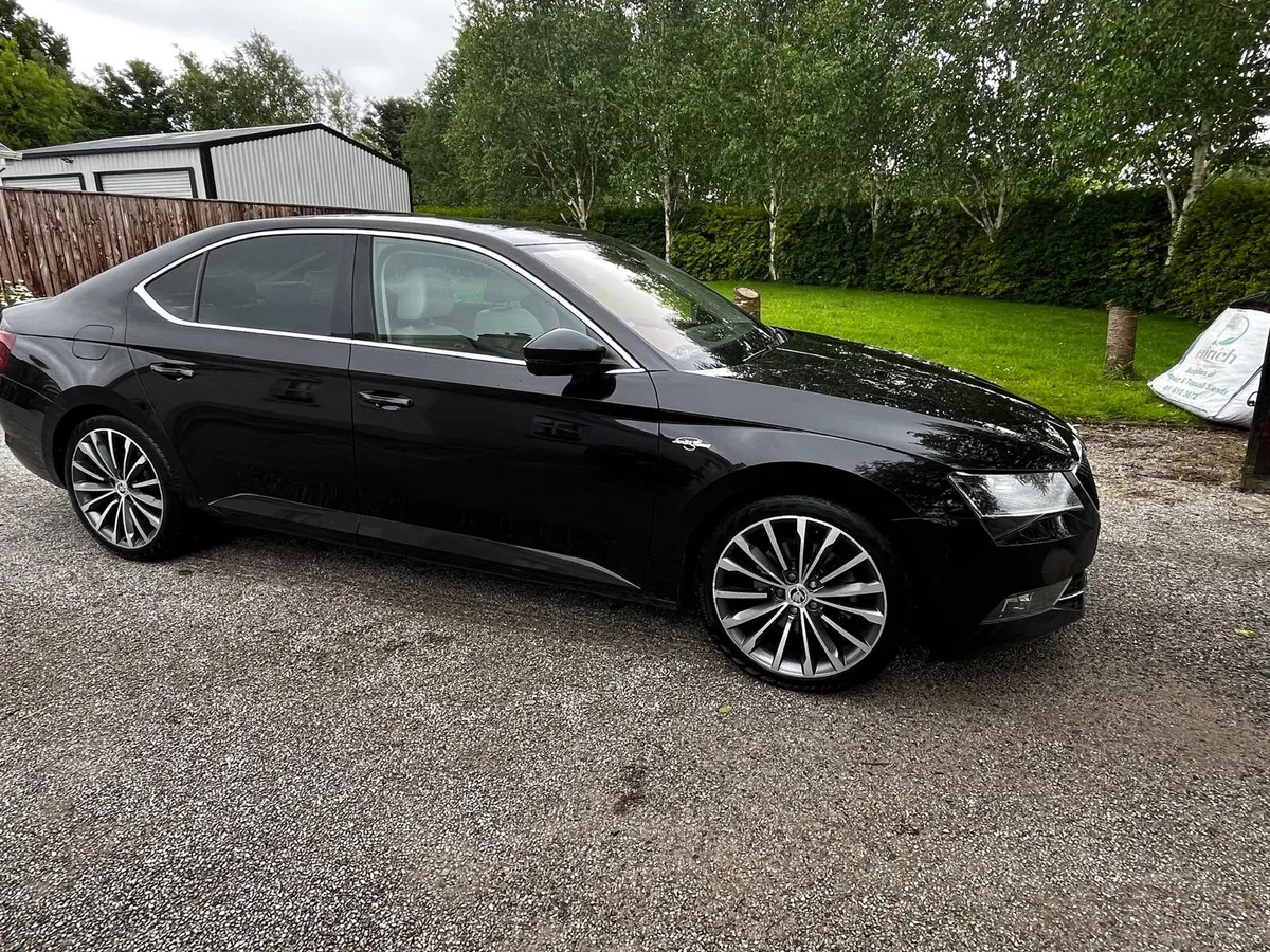 Rare 2016 Skoda Superb L&K 4x4 DSG 190BHP - Image 2