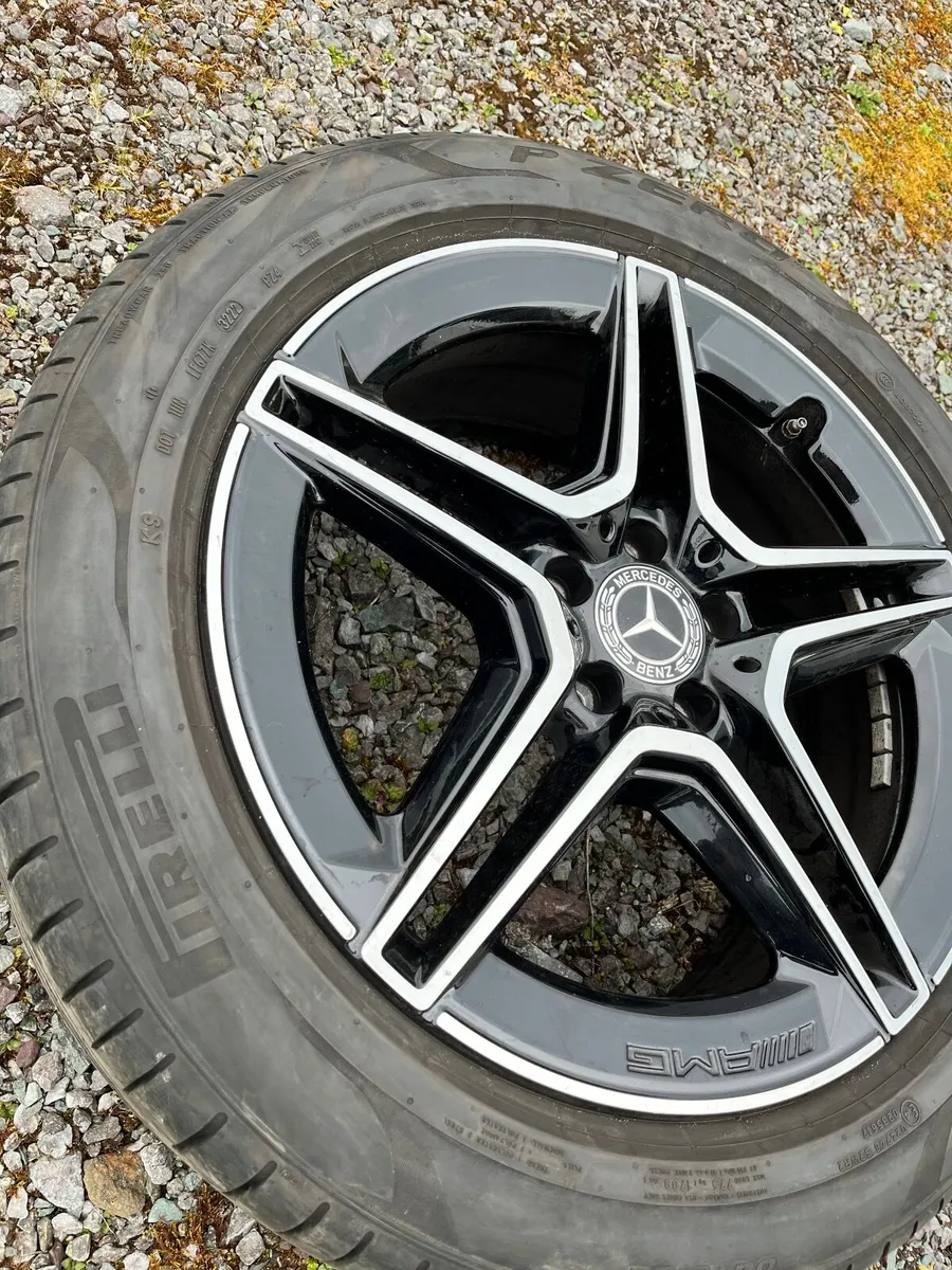 Mercedes 19in alloys - Image 1