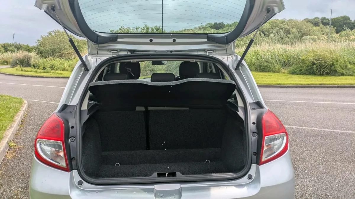 Renault Clio 2012 - Image 4
