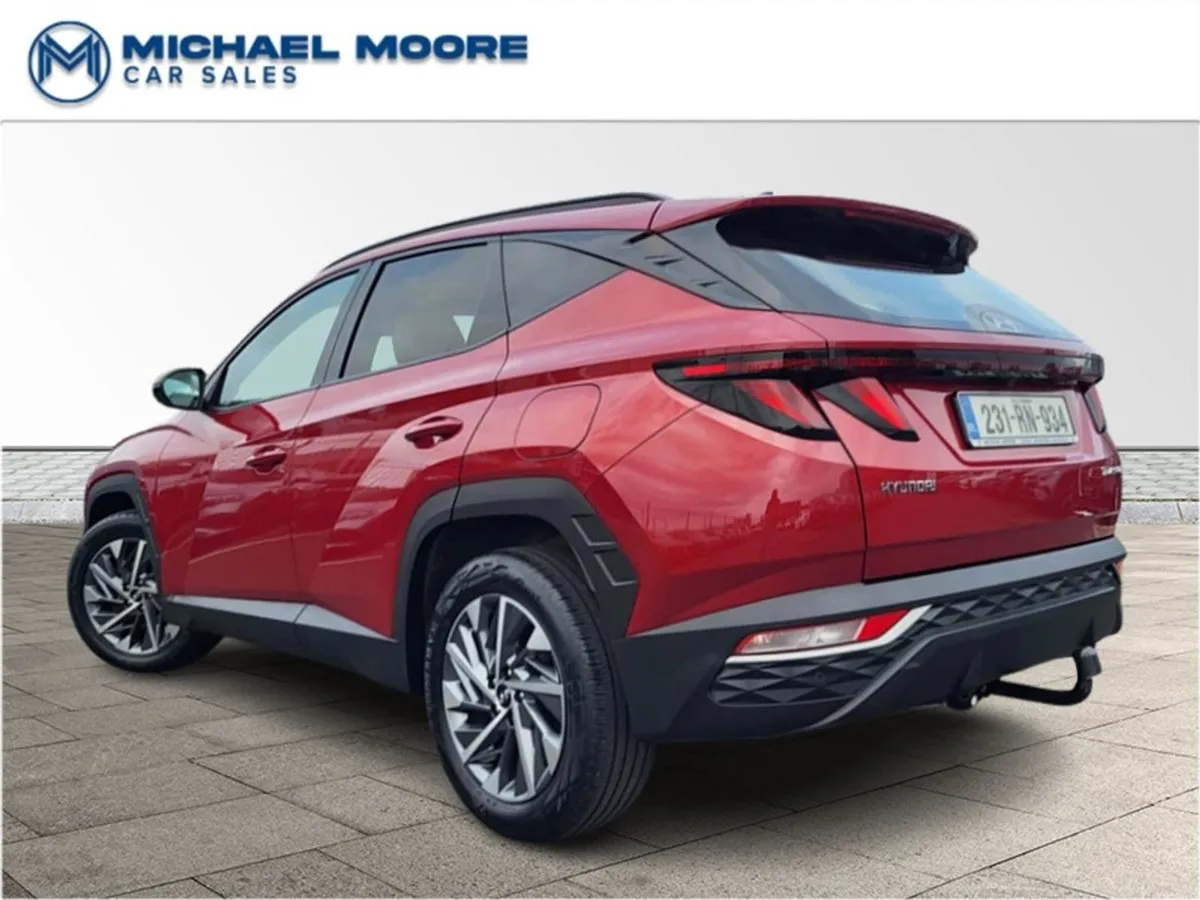 Hyundai Tucson 1.6d 2WD Executive Manual 5DR - Image 3