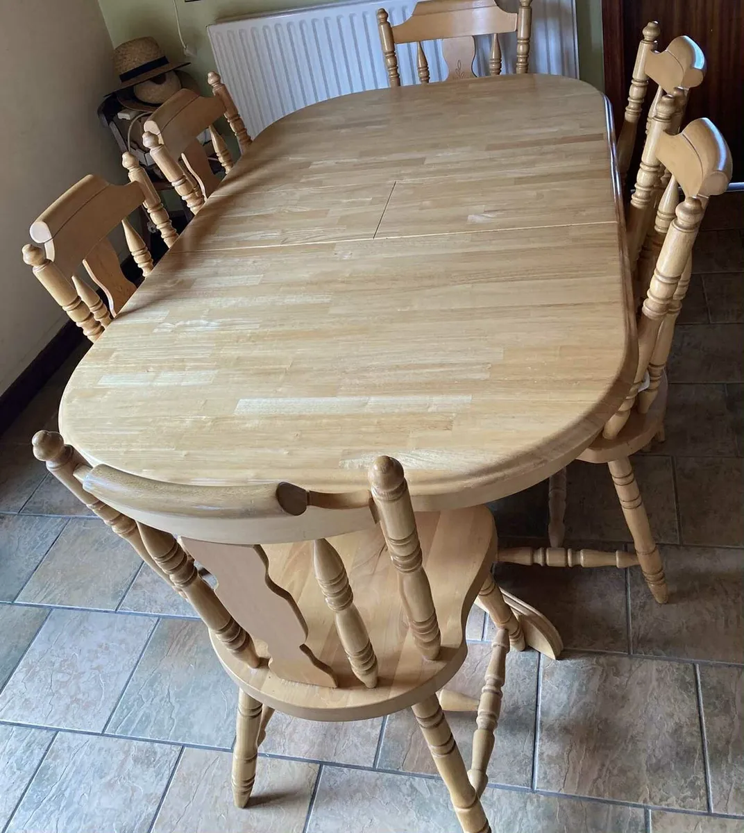 Solid oak table and chairs - Image 2