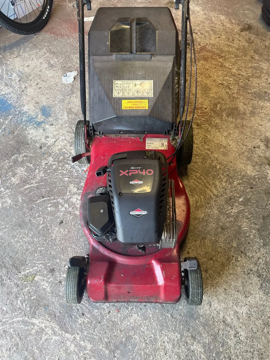 Self drive lawnmower - Image 2