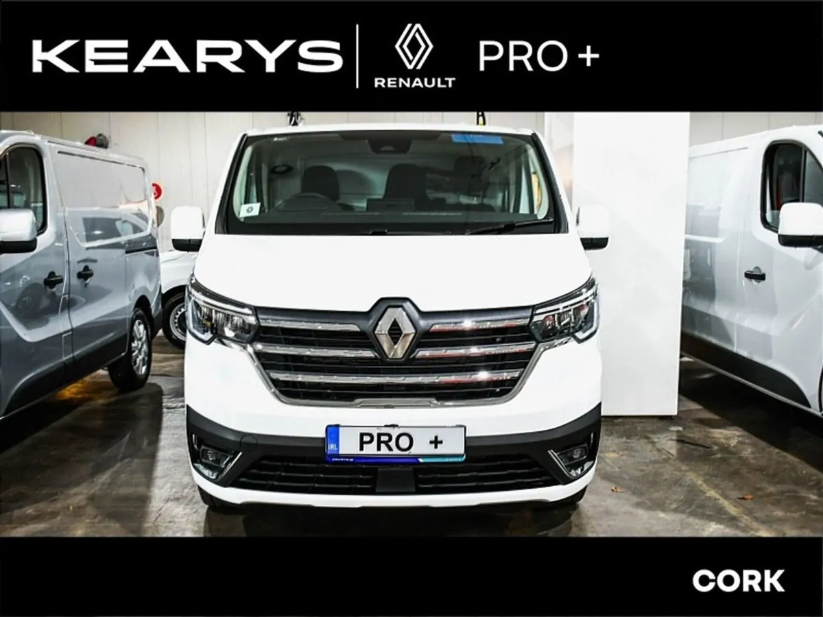 Renault Trafic Red Van FWD 3T1 E6 - L2h1 - Image 1
