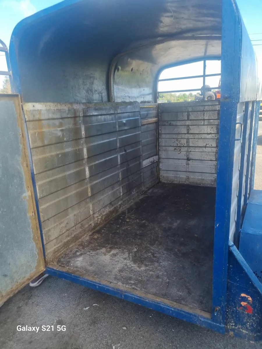 4 wheel galvanised trailor - Image 1
