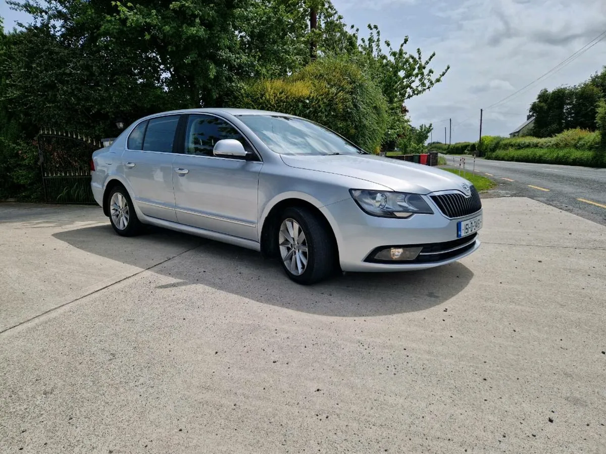 2015 Skoda Superb 2.0 TDi Auto - Image 2