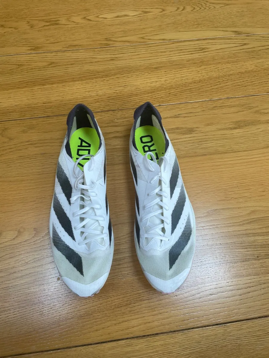 Running spikes - Image 1