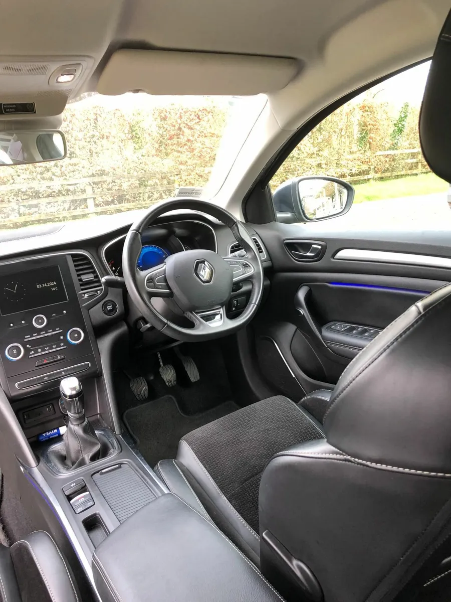 Renault Megane 2016 - Image 2