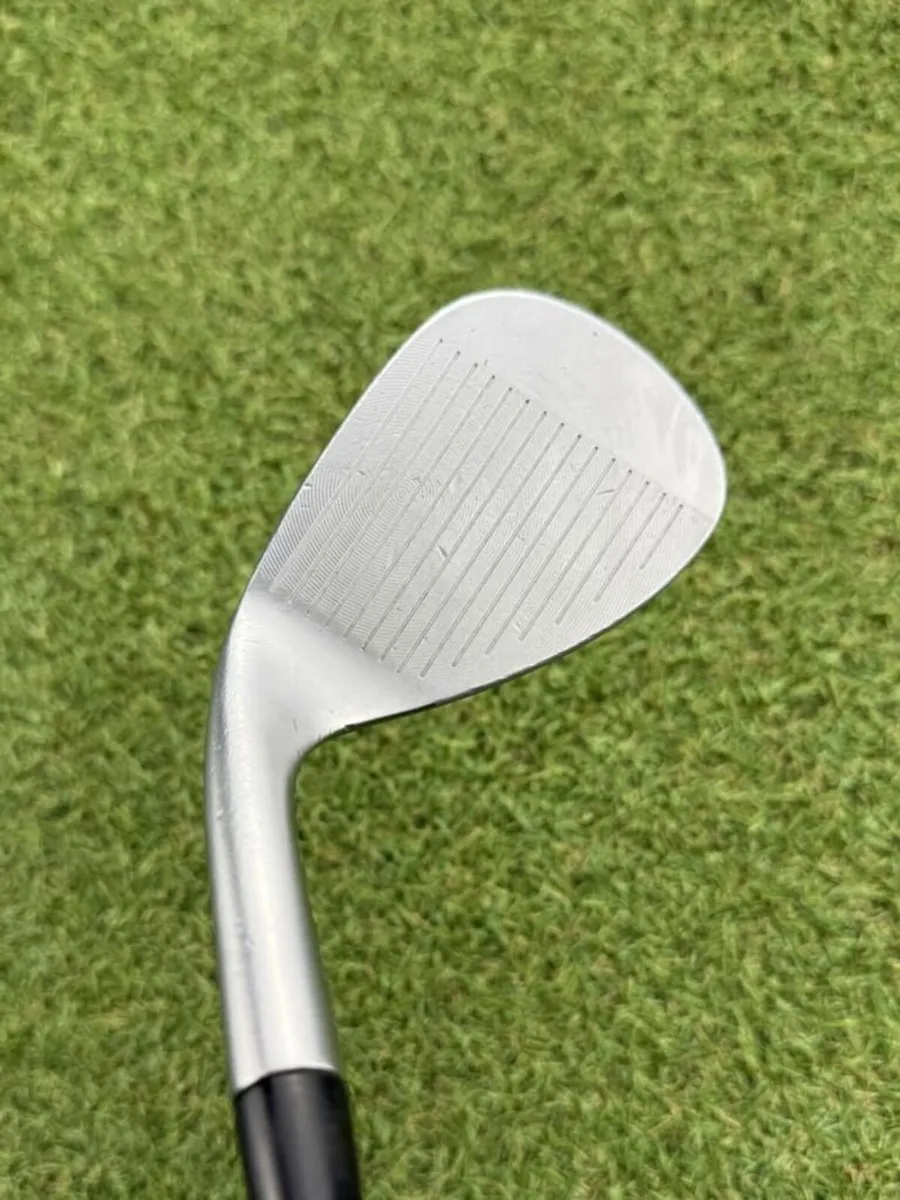 COBRA KING MIM ONE WEDGE SW 56°.10V / STIFF - Image 3
