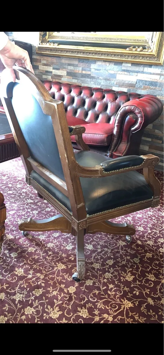 Captains Chair - Image 2