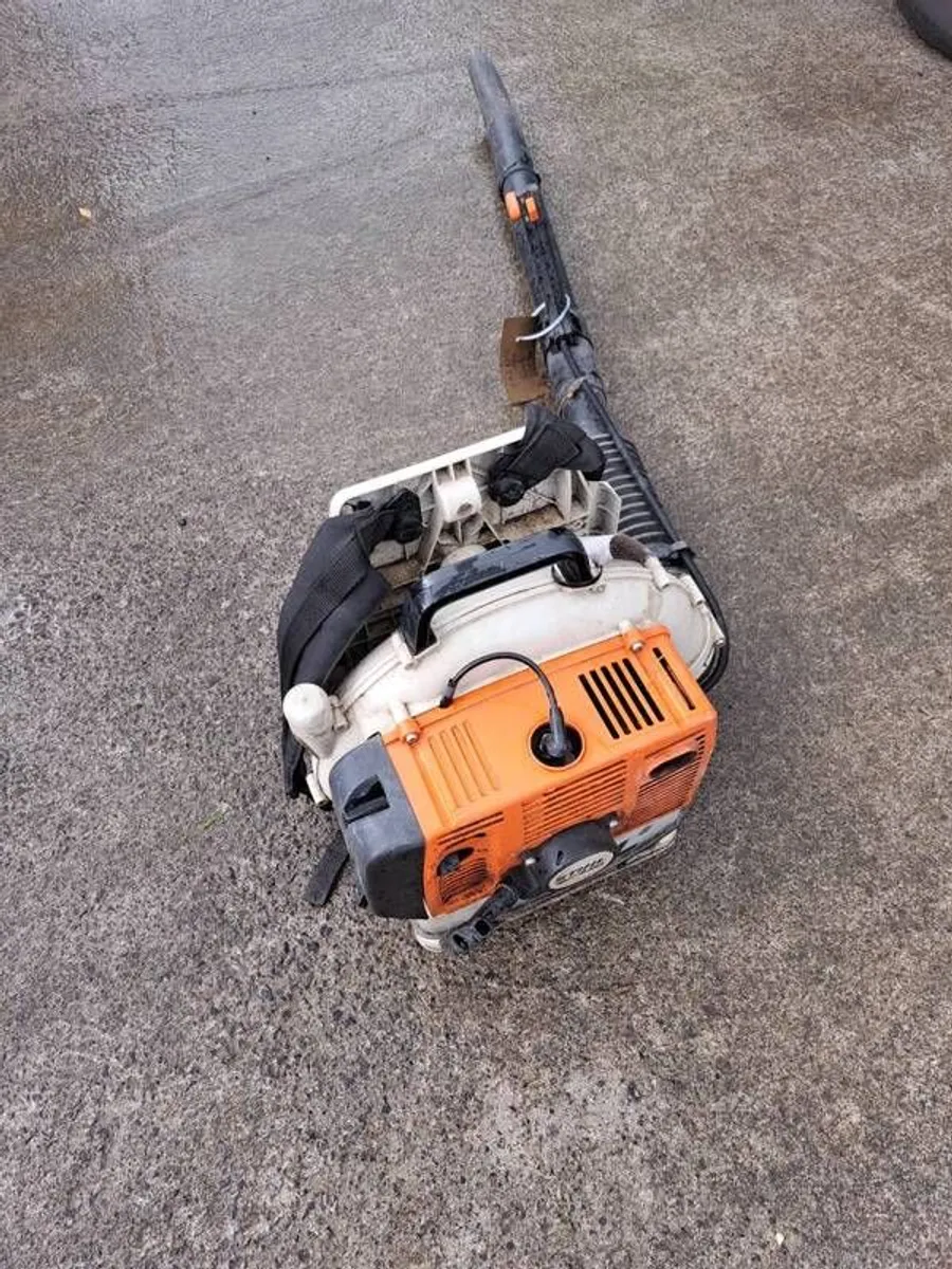 Stihl 420 blower - Image 2