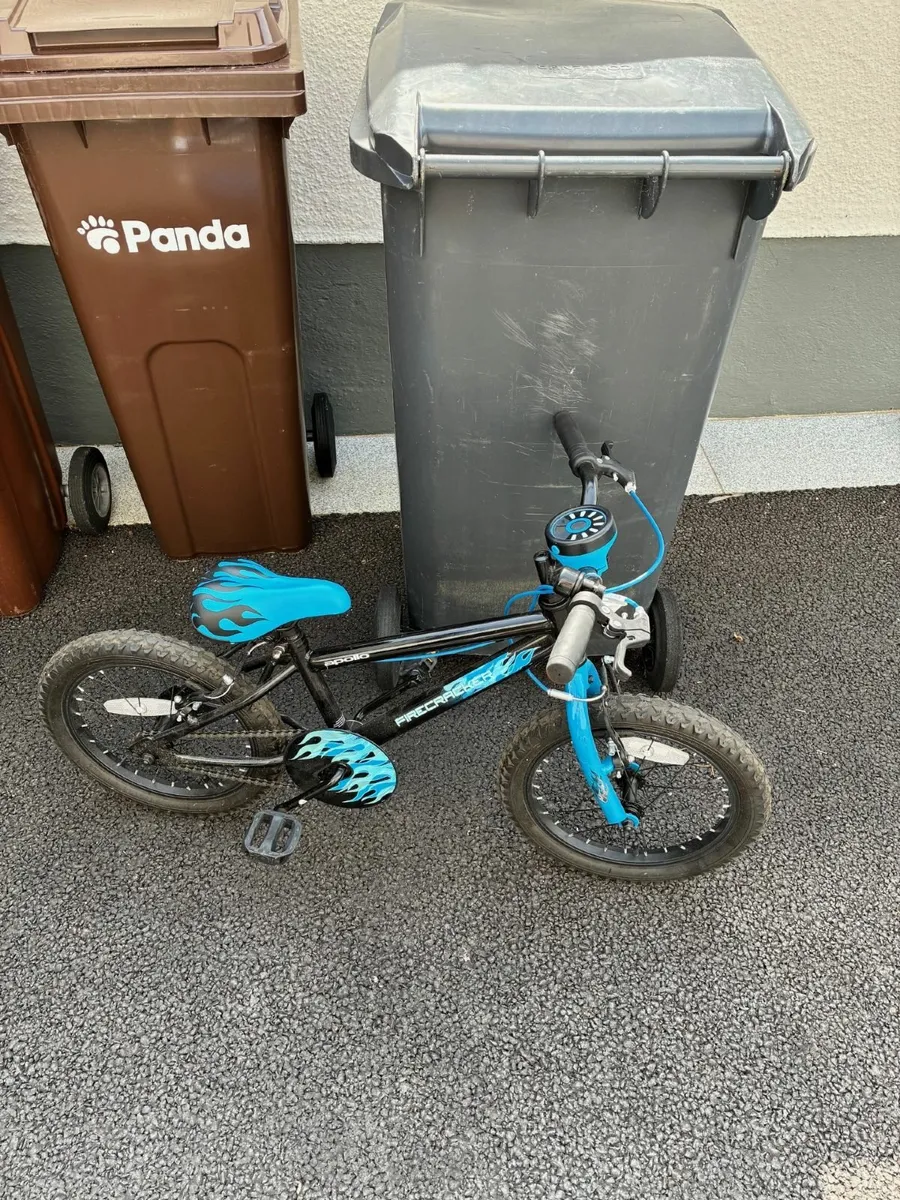 Child's bike for sale - Apollo Firecracker - Image 3