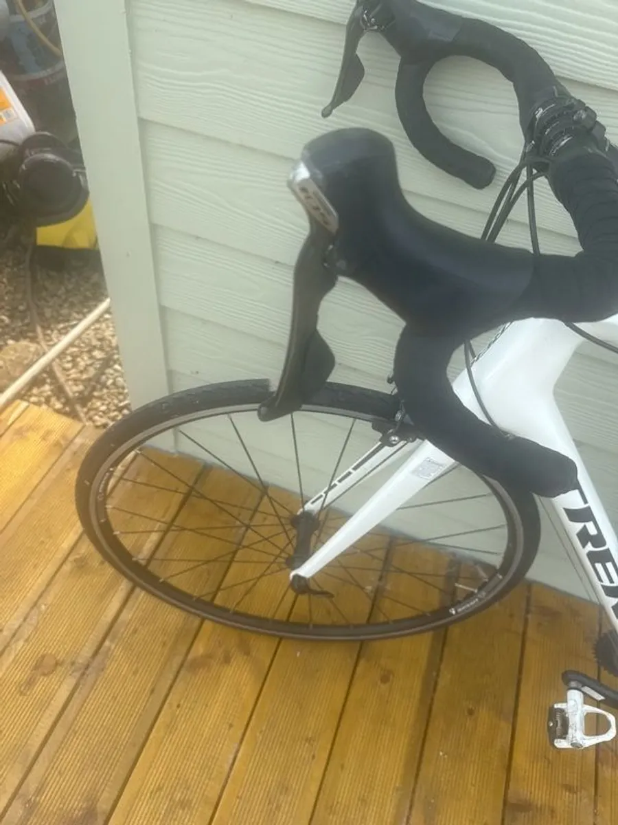 trek emonda road bike - Image 4