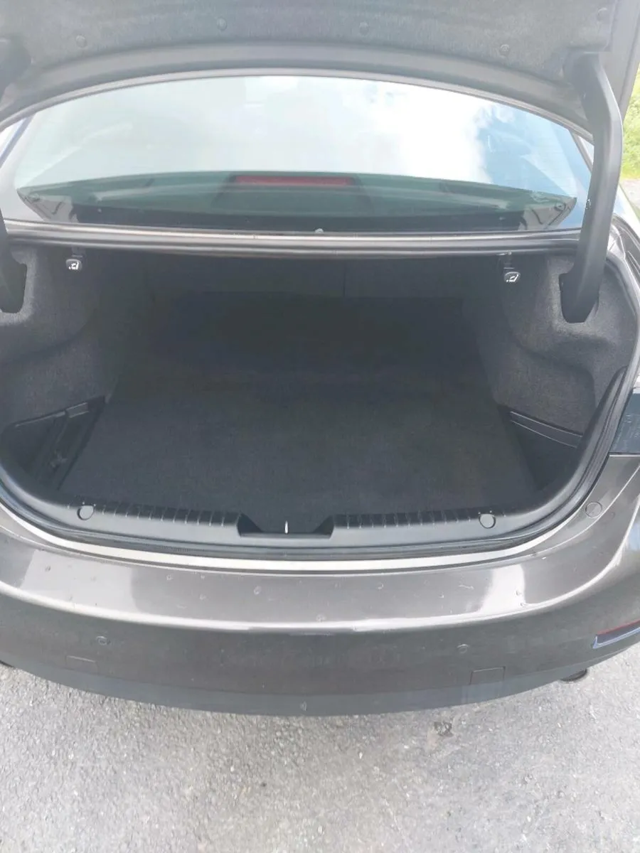 Car 🚗 - Image 2