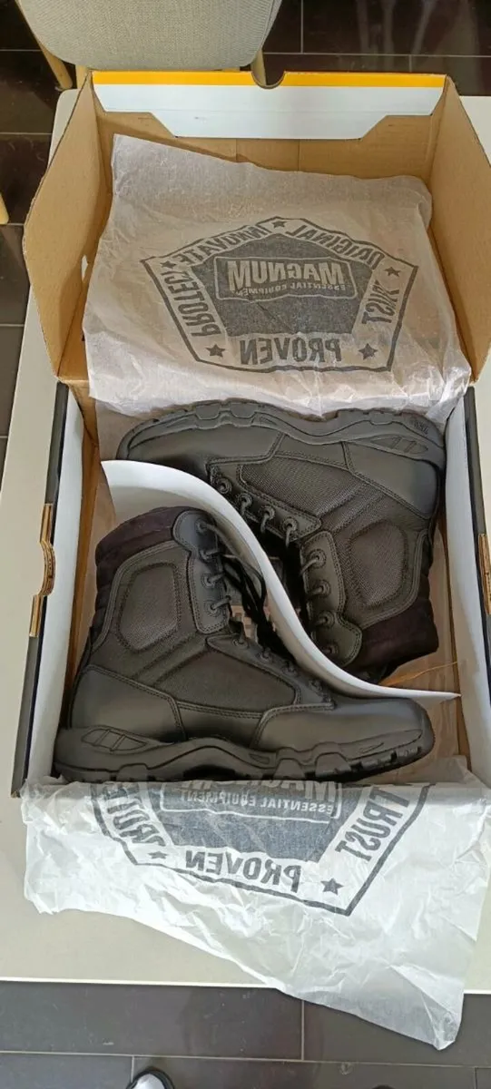 Magnum Vipor Pro 8.0 Boots - Image 4