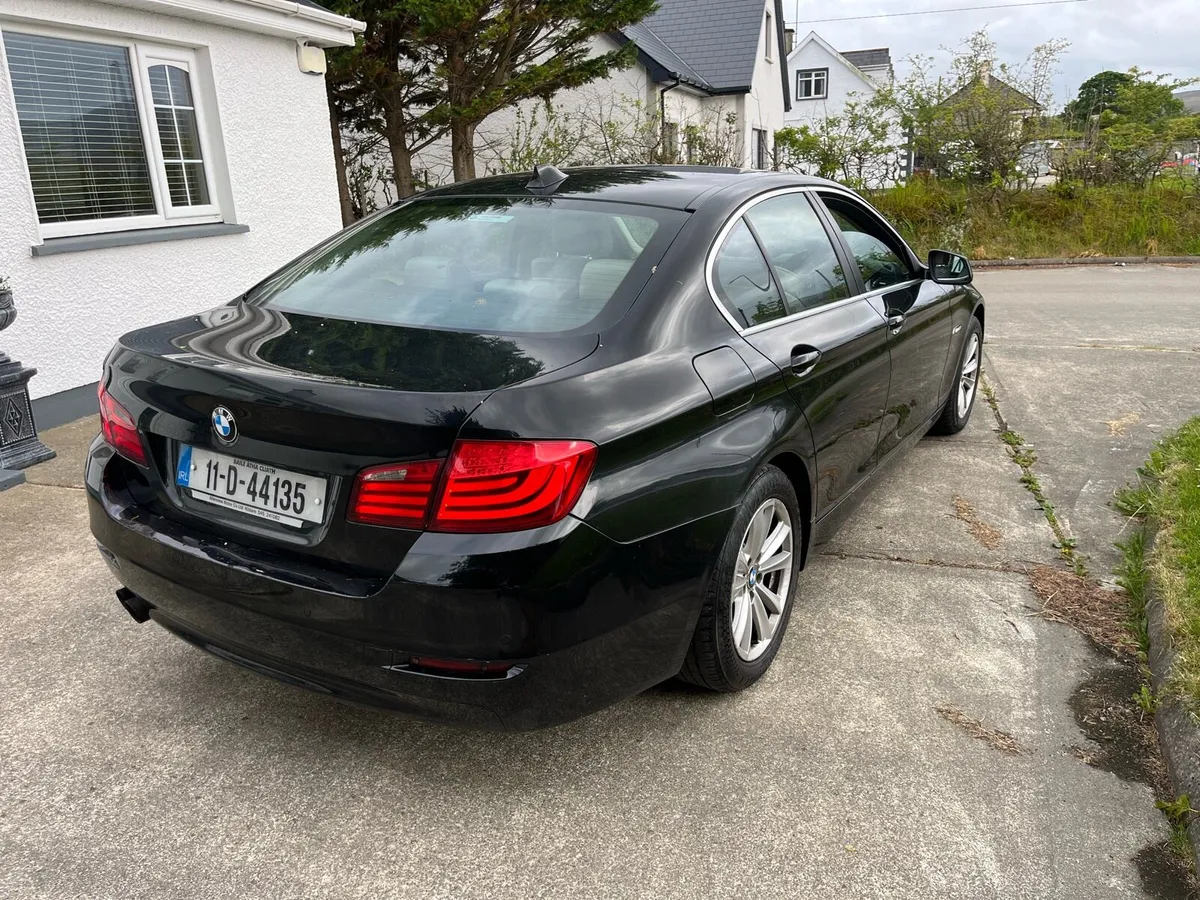 11 BMW 520D SE MODEL (NCT 11/2025) - Image 4
