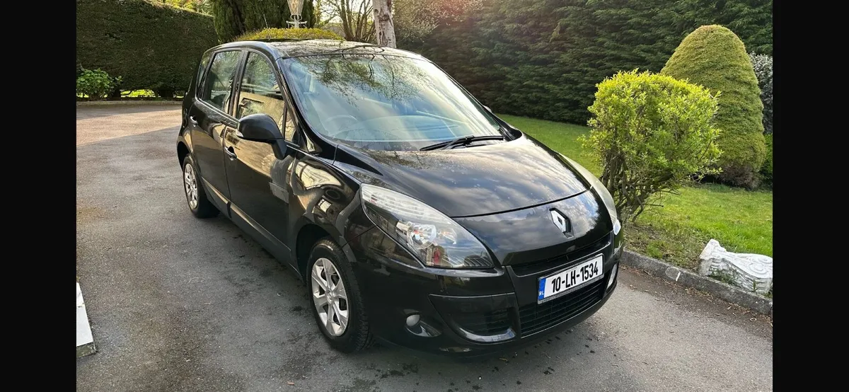 Renault Scenic 2010 - Image 1