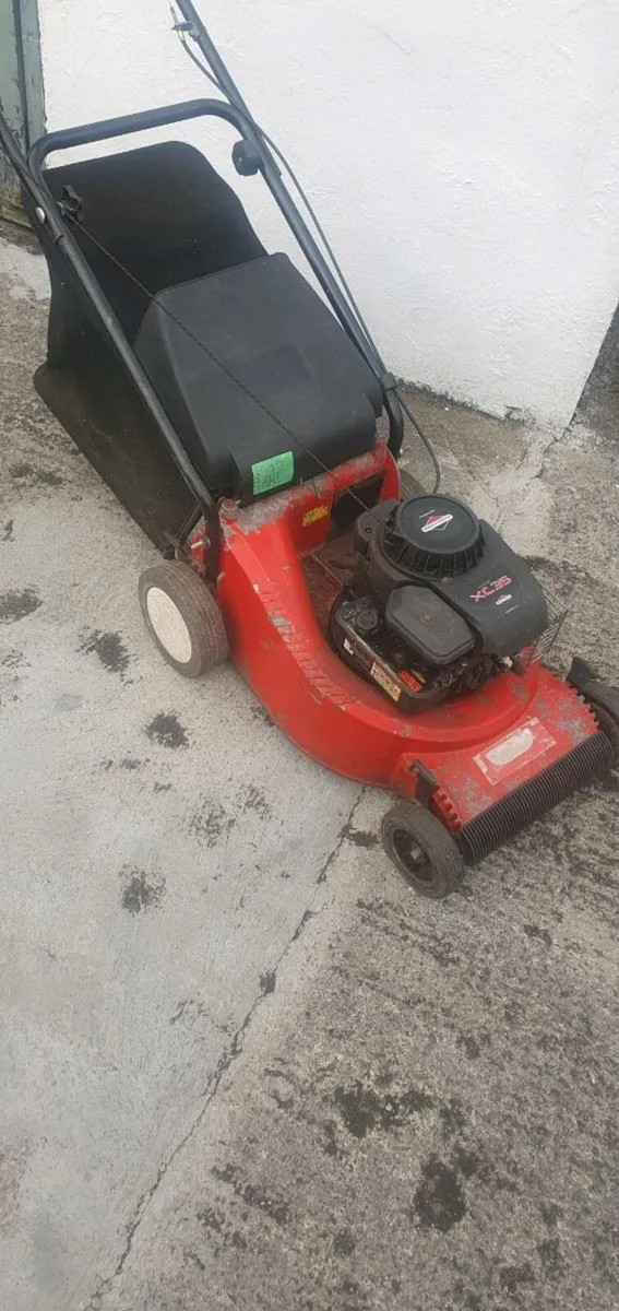 Harry Lawnmower - Image 1