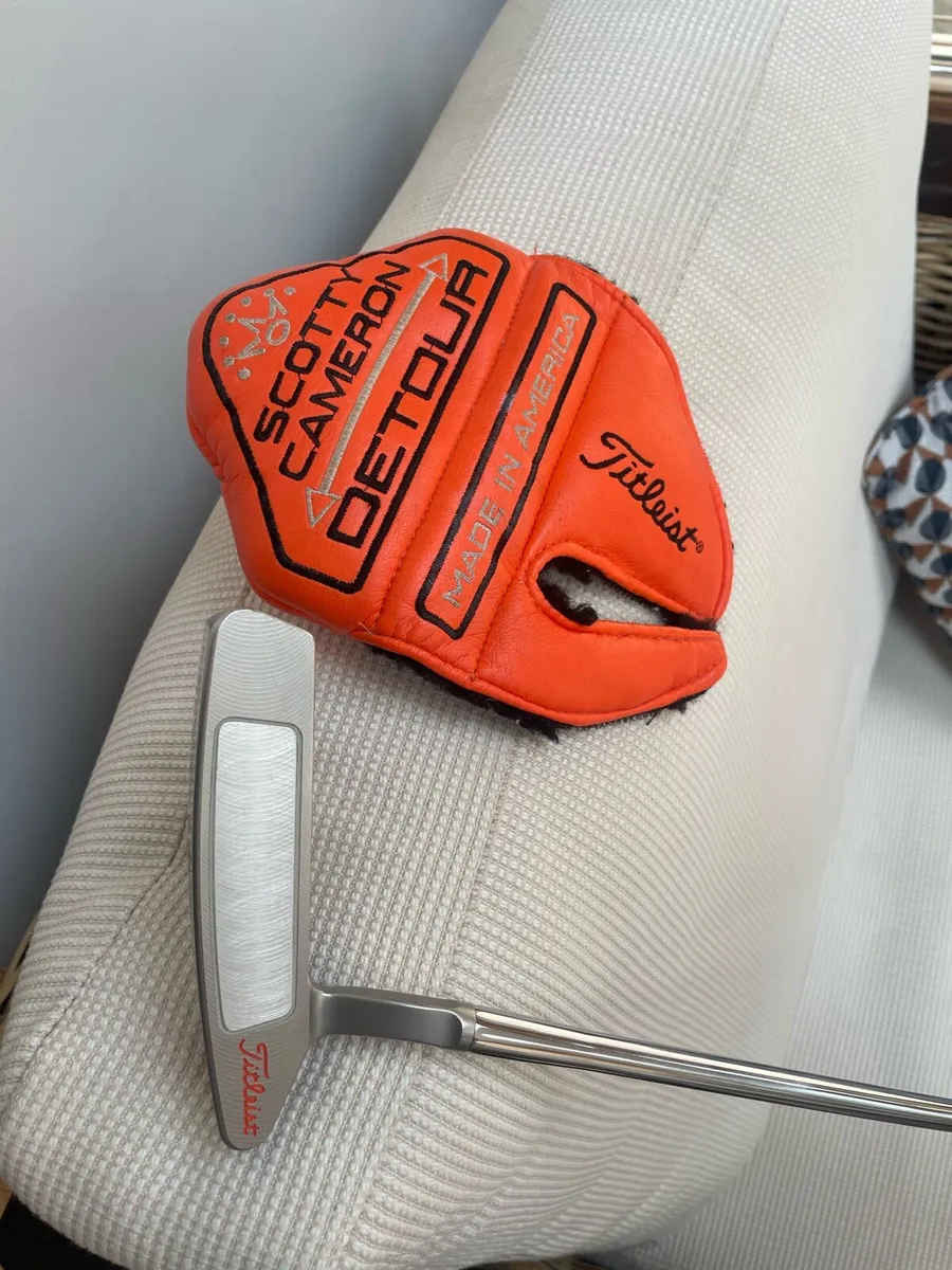 Scotty Cameron Design Newport 2.5 Detour Putter - Image 3