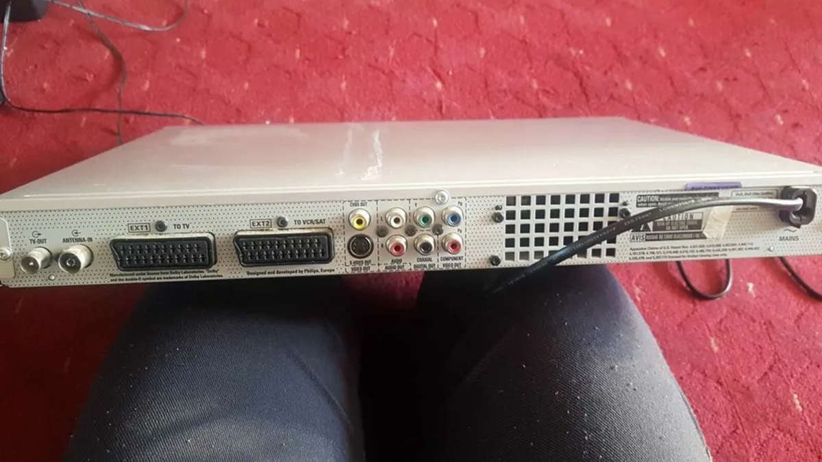 phillip dvd player ,pls read the descr - Image 1