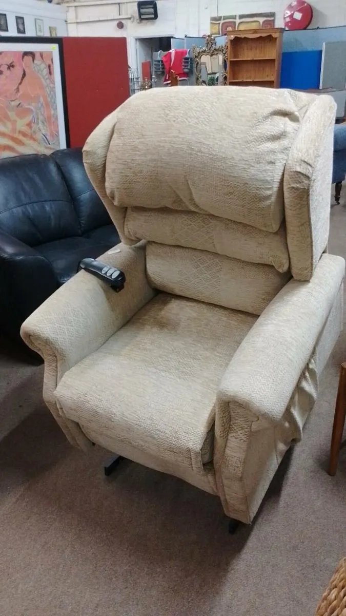Quality Rise And Recline Armchair - Image 3