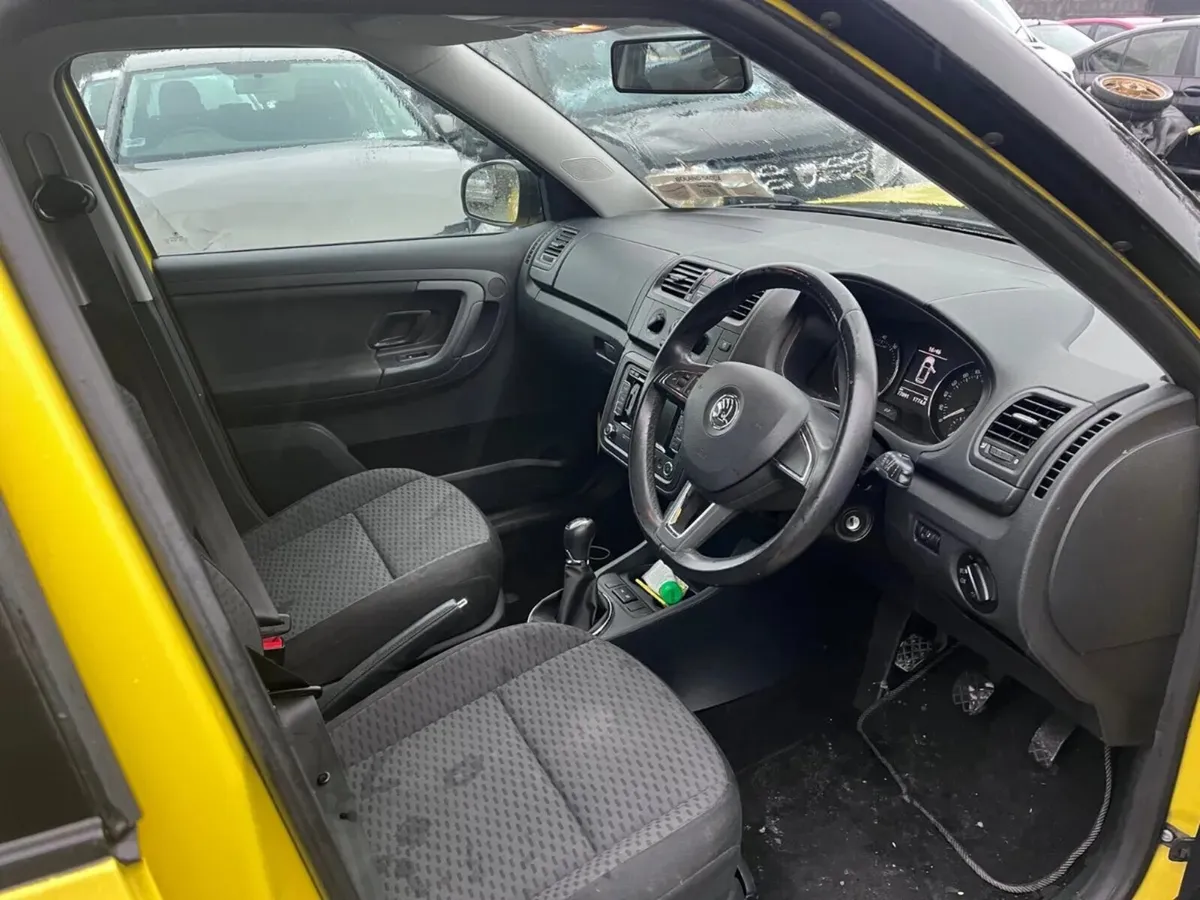 2014 Skoda Fabia 1.2 Tsi Petrol only 77 kms - Image 2