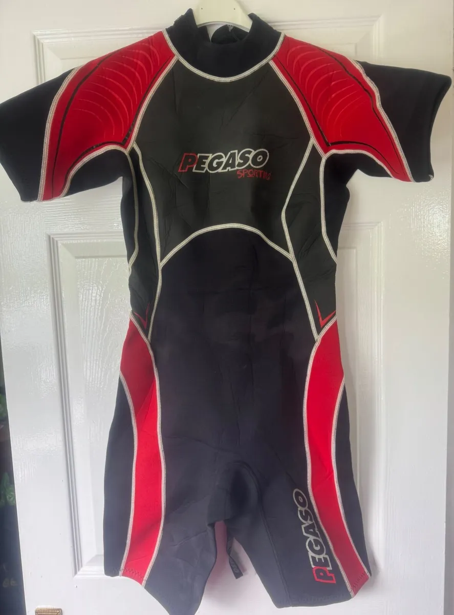 Short Ladies Wetsuit - Image 1