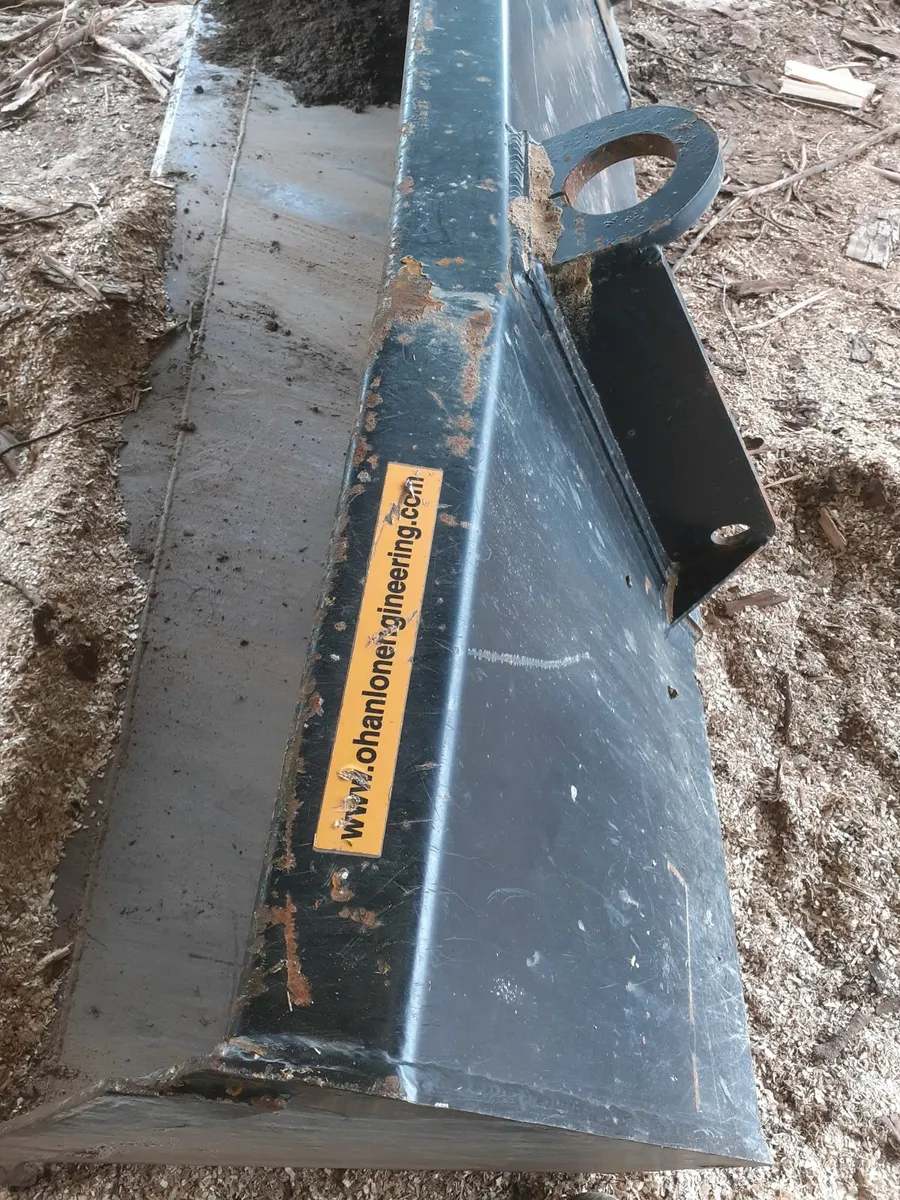 Pin  and  cone bucket - Image 1