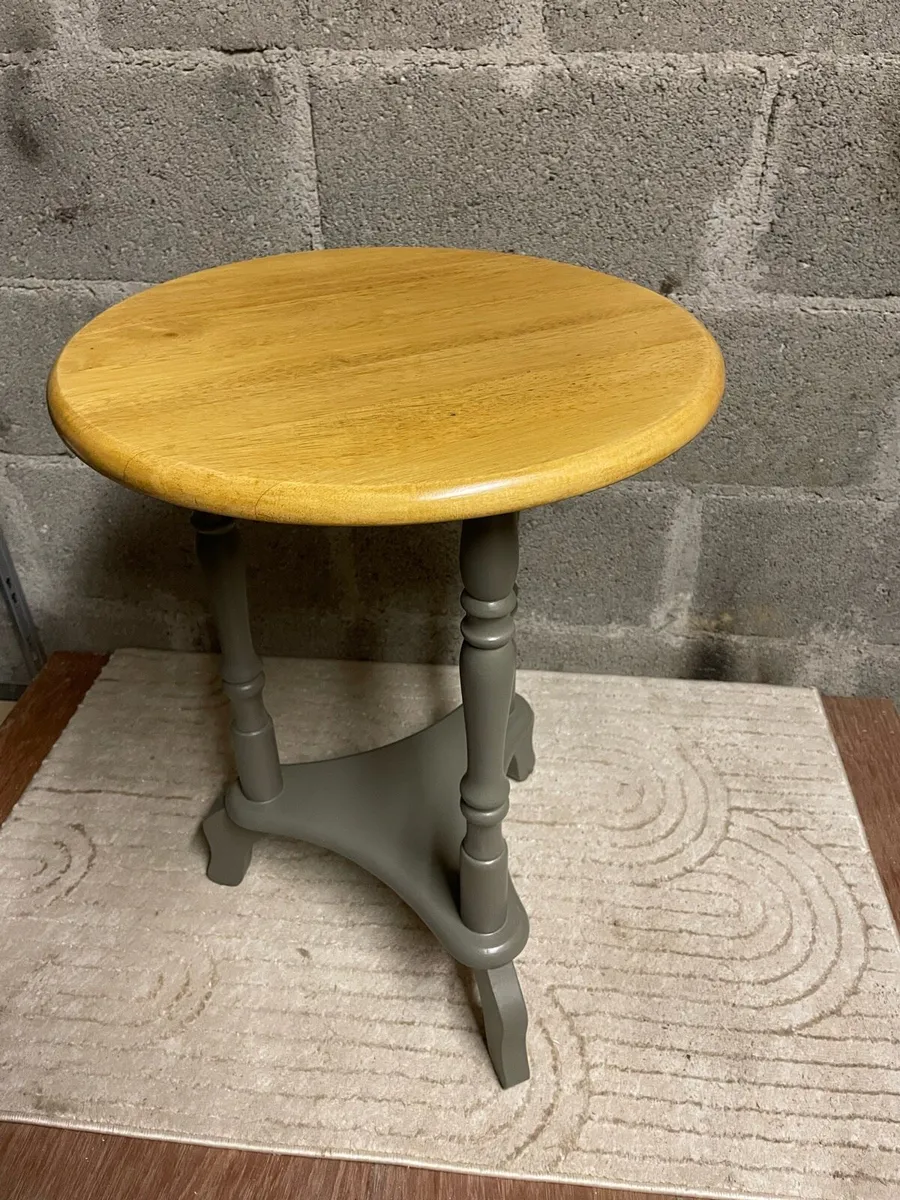 Console table - Image 1
