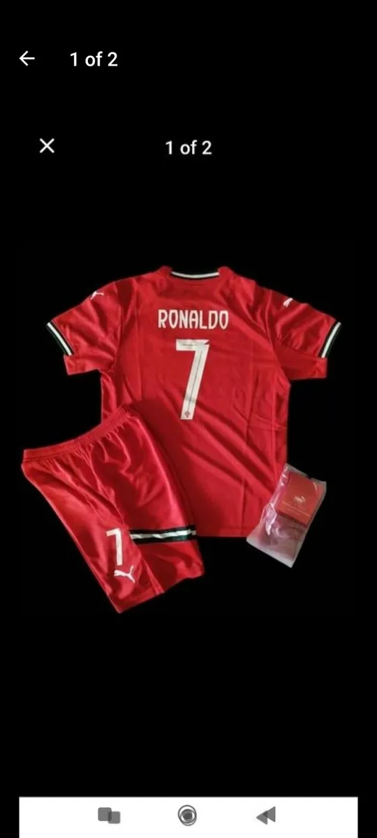 PORTUGAL (RONALDO 7) KIDS FULL KIT ,10/11 . - Image 1