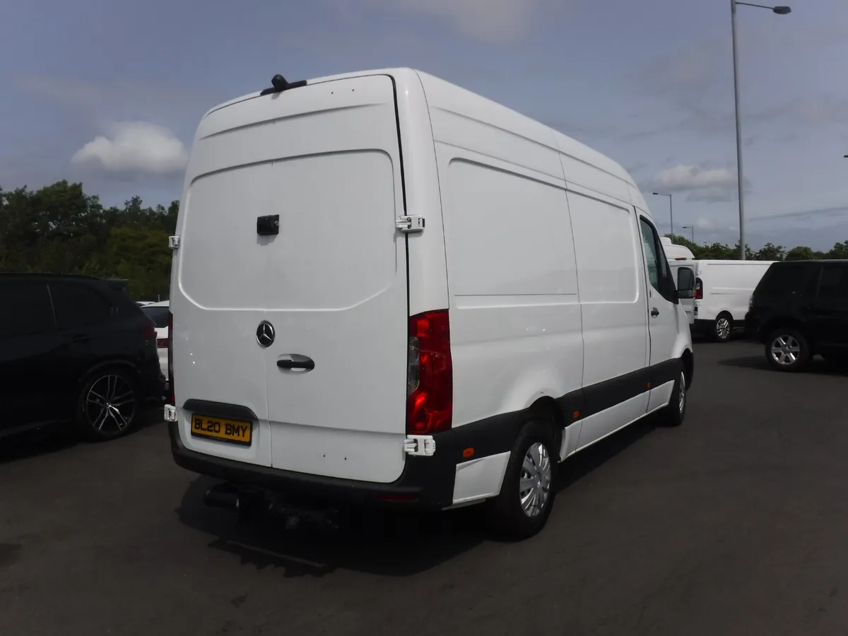 Mercedes-Benz Sprinter 2020 Automatic MWB RWD . - Image 4
