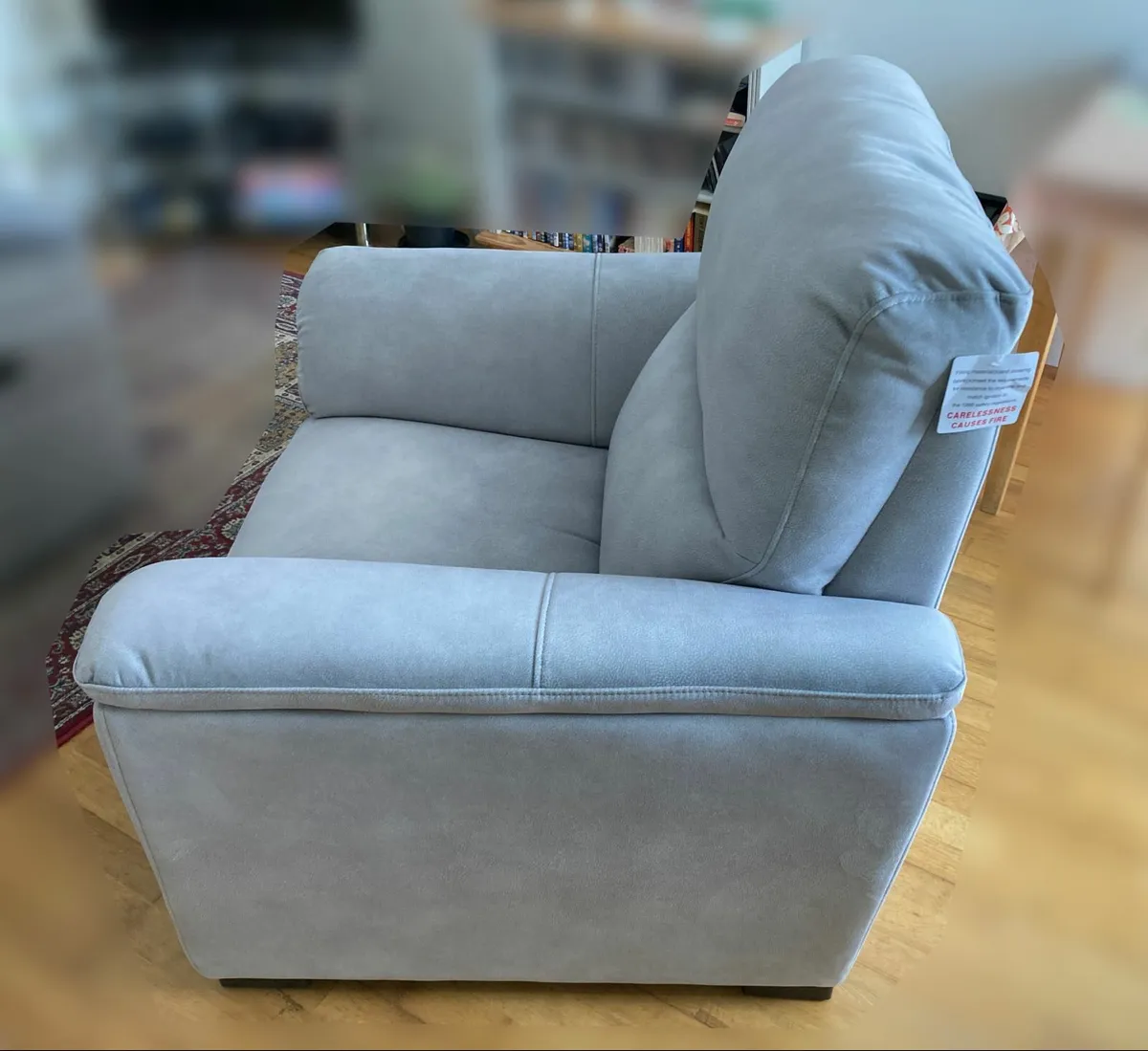 1 Seater Power recliner sofa - Image 1