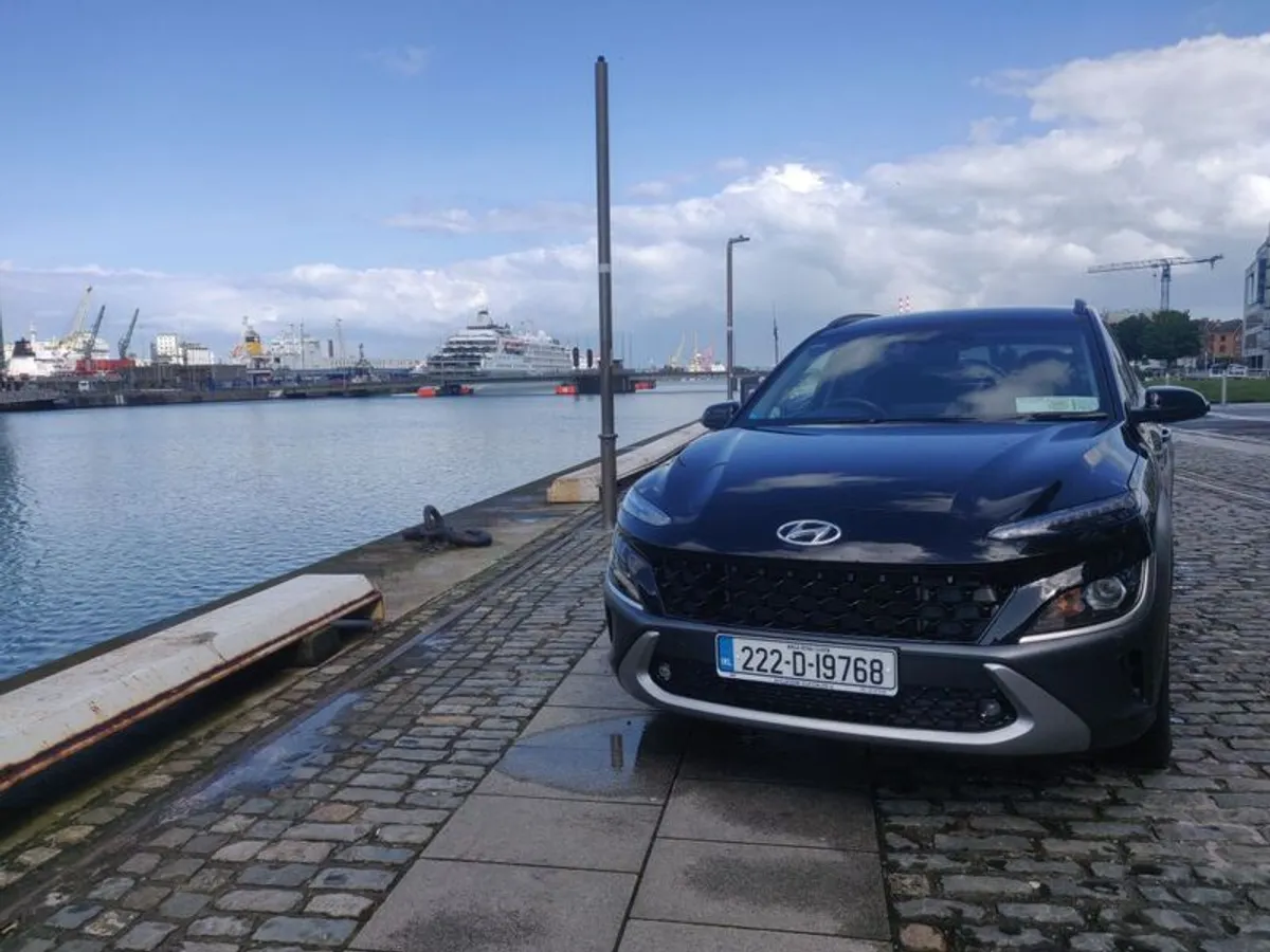 Hyundai Kona 2022 - Fully Loaded  - Low Mileage & Warranty Until 2027 - Image 3