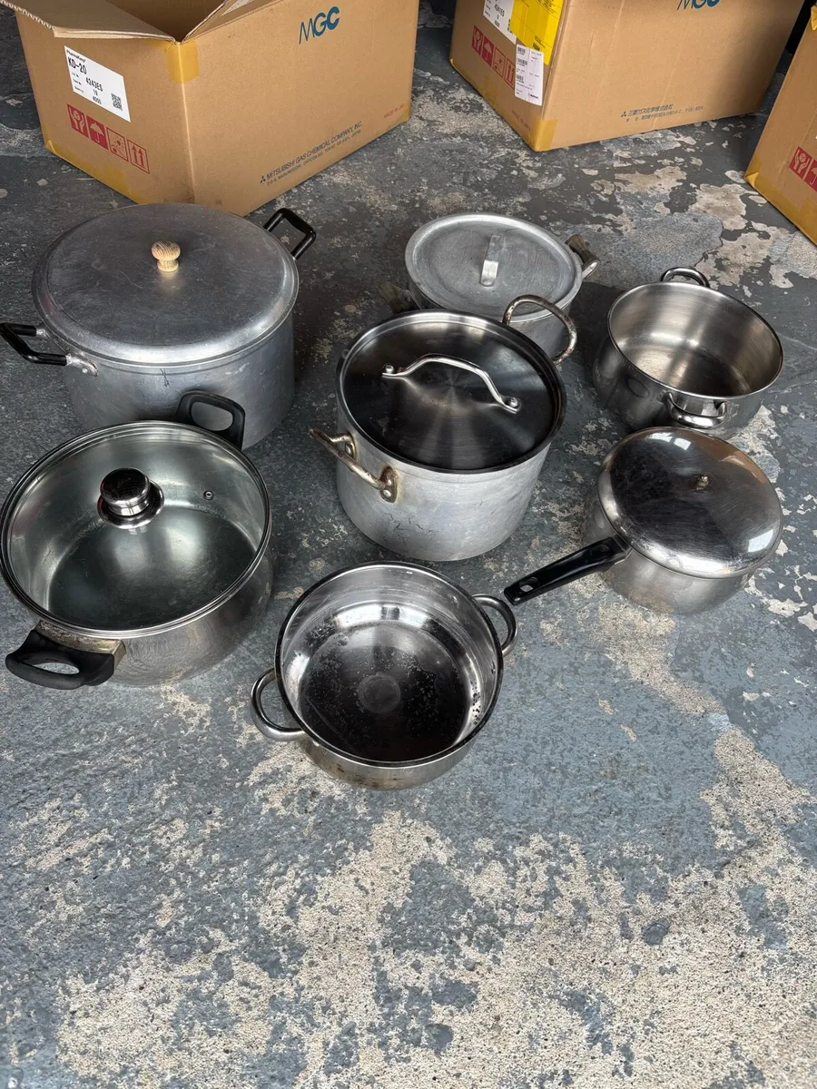 Pots pans kettles - Image 1