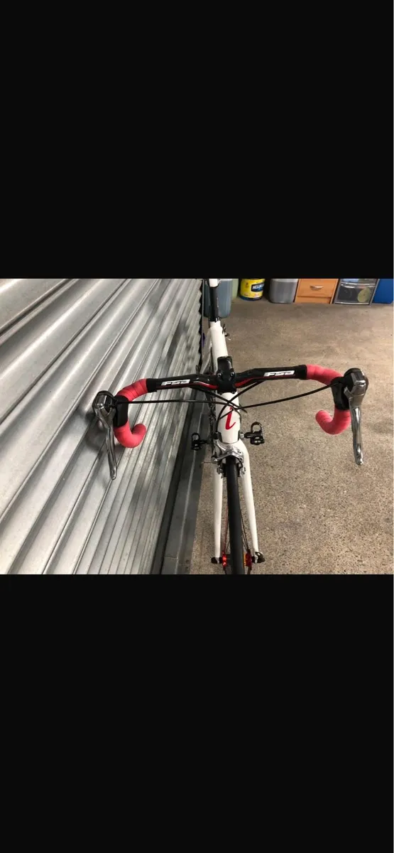 Road bike - Image 3