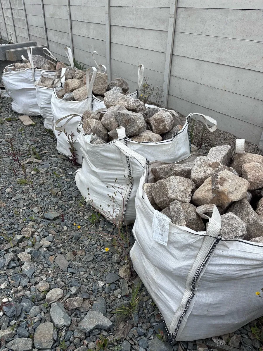 Bagged Granite building stone - Image 1