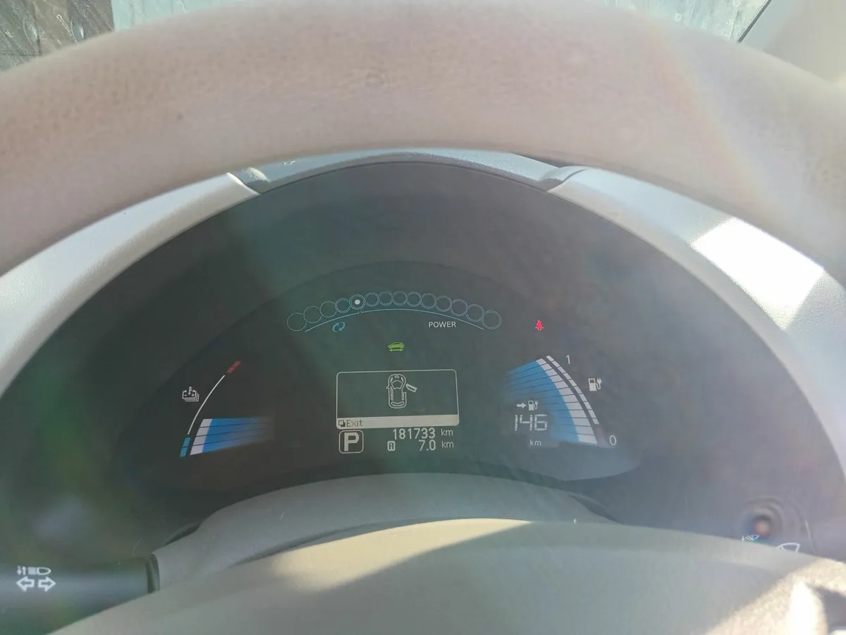 Nissan Leaf 2012 - Image 2