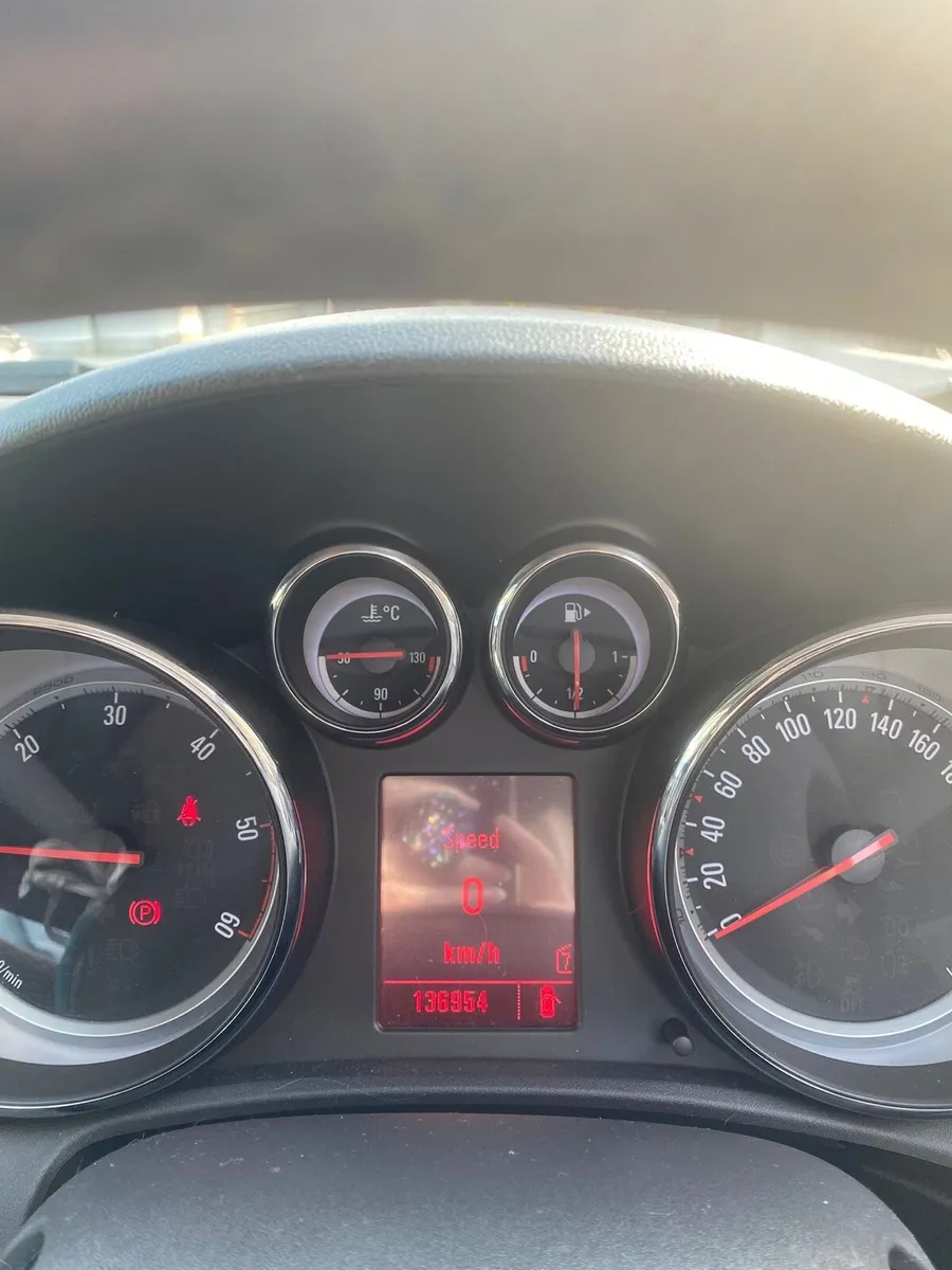 2011 Opel Astra CDTi - Image 3